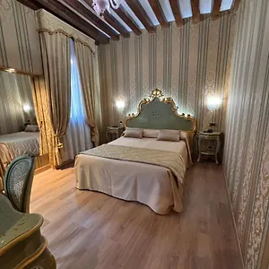 Al Graspo De Ua 3*, Venise Italie